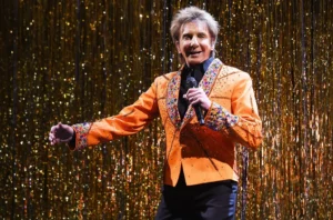 Why Barry Manilow Has Chosen Not to Undergo Chemo or Radiation After Cancer Diagnosis img 0435